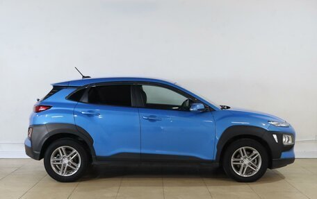 Hyundai Kona I, 2018 год, 2 129 000 рублей, 5 фотография