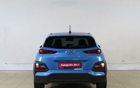 Hyundai Kona I, 2018 год, 2 129 000 рублей, 4 фотография