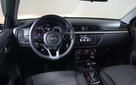 KIA Rio IV, 2018 год, 1 699 000 рублей, 6 фотография