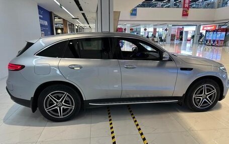 Mercedes-Benz EQC, 2021 год, 5 100 000 рублей, 15 фотография