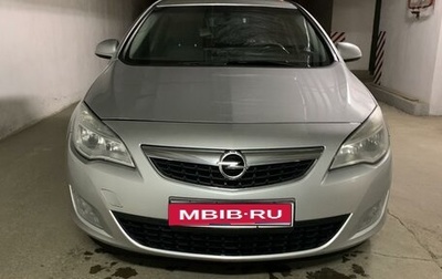 Opel Astra J, 2011 год, 620 000 рублей, 1 фотография