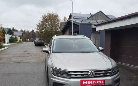 Volkswagen Tiguan II, 2018 год, 2 600 000 рублей, 10 фотография