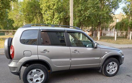 Chevrolet Niva I рестайлинг, 2012 год, 590 000 рублей, 8 фотография