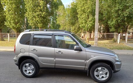 Chevrolet Niva I рестайлинг, 2012 год, 590 000 рублей, 9 фотография