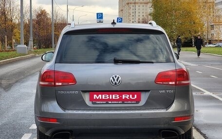 Volkswagen Touareg III, 2011 год, 2 350 000 рублей, 6 фотография