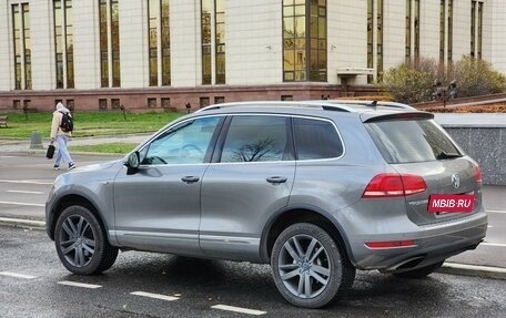 Volkswagen Touareg III, 2011 год, 2 350 000 рублей, 7 фотография