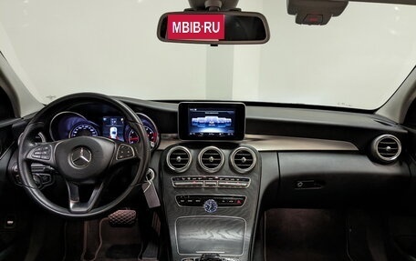 Mercedes-Benz C-Класс, 2017 год, 2 970 000 рублей, 23 фотография