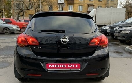 Opel Astra J, 2011 год, 890 000 рублей, 5 фотография