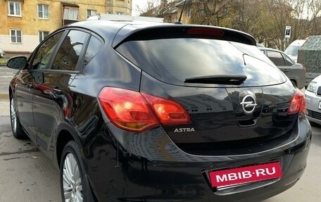 Opel Astra J, 2011 год, 890 000 рублей, 4 фотография