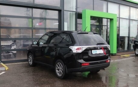 Mitsubishi Outlander III рестайлинг 3, 2013 год, 1 529 000 рублей, 3 фотография