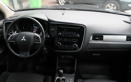 Mitsubishi Outlander III рестайлинг 3, 2013 год, 1 529 000 рублей, 18 фотография