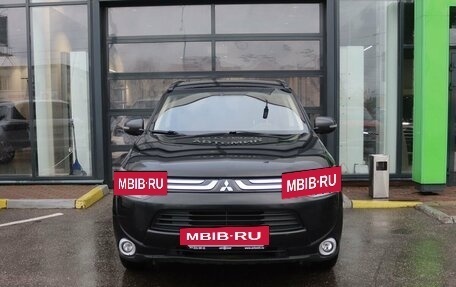 Mitsubishi Outlander III рестайлинг 3, 2013 год, 1 529 000 рублей, 8 фотография