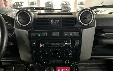 Land Rover Defender I, 2008 год, 3 520 000 рублей, 17 фотография