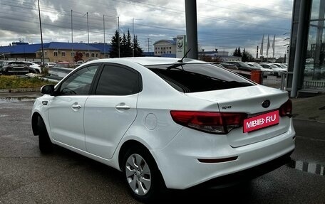 KIA Rio III рестайлинг, 2015 год, 920 000 рублей, 3 фотография