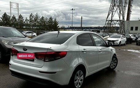 KIA Rio III рестайлинг, 2015 год, 920 000 рублей, 4 фотография