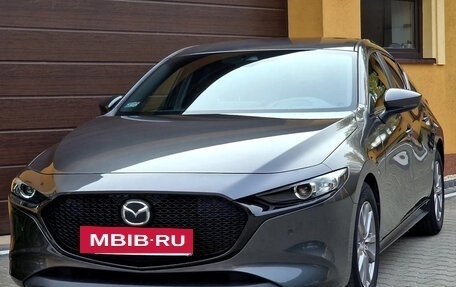 Mazda 3, 2019 год, 6 фотография