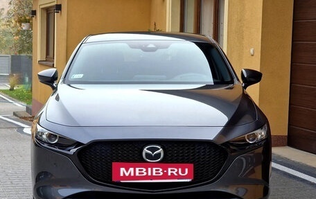 Mazda 3, 2019 год, 2 фотография