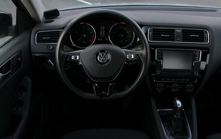 Volkswagen Jetta VI, 2018 год, 2 171 000 рублей, 11 фотография