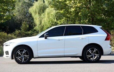 Volvo XC60 II, 2021 год, 2 990 000 рублей, 5 фотография