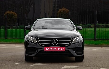 Mercedes-Benz E-Класс, 2017 год, 3 800 000 рублей, 2 фотография