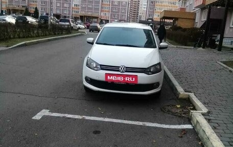 Volkswagen Polo VI (EU Market), 2014 год, 750 000 рублей, 2 фотография