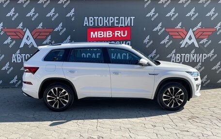 Skoda Kodiaq, 2024 год, 5 200 000 рублей, 7 фотография