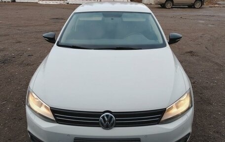 Volkswagen Jetta VI, 2014 год, 1 200 000 рублей, 1 фотография