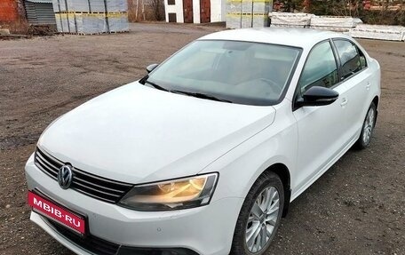 Volkswagen Jetta VI, 2014 год, 1 200 000 рублей, 3 фотография