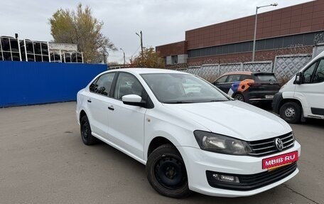 Volkswagen Polo VI (EU Market), 2019 год, 750 000 рублей, 2 фотография