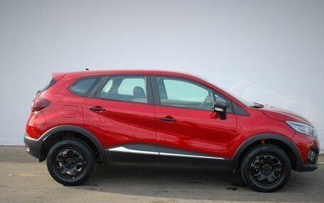 Renault Kaptur I рестайлинг, 2020 год, 1 120 000 рублей, 8 фотография