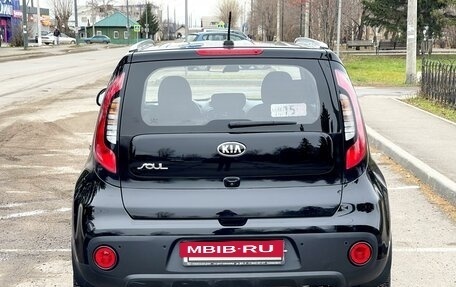 KIA Soul II рестайлинг, 2017 год, 1 760 000 рублей, 10 фотография