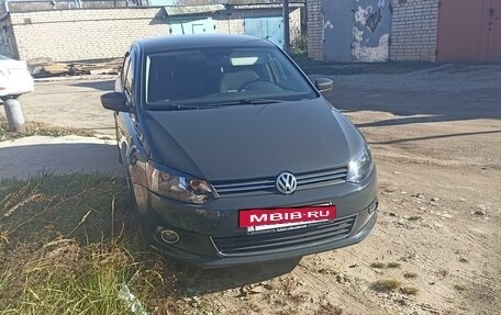 Volkswagen Polo VI (EU Market), 2014 год, 940 000 рублей, 2 фотография