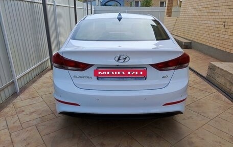 Hyundai Elantra VI рестайлинг, 2017 год, 1 650 000 рублей, 4 фотография