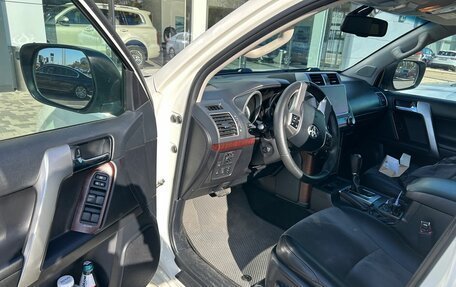 Toyota Land Cruiser Prado 150 рестайлинг 2, 2014 год, 2 920 000 рублей, 8 фотография