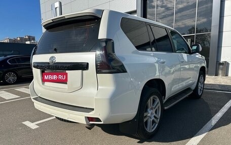 Toyota Land Cruiser Prado 150 рестайлинг 2, 2014 год, 2 920 000 рублей, 5 фотография