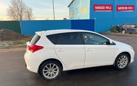 Toyota Auris II, 2014 год, 1 567 567 рублей, 4 фотография