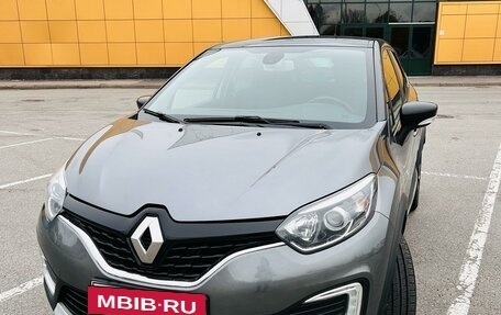 Renault Kaptur I рестайлинг, 2017 год, 1 380 000 рублей, 3 фотография