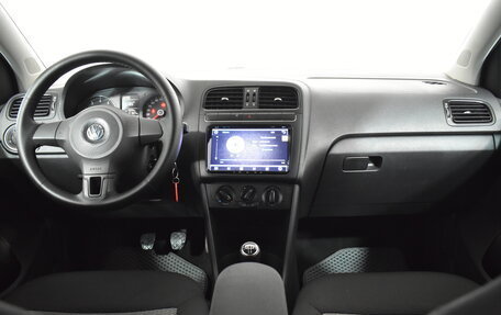 Volkswagen Polo VI (EU Market), 2010 год, 599 000 рублей, 7 фотография