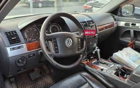 Volkswagen Touareg III, 2005 год, 850 000 рублей, 6 фотография