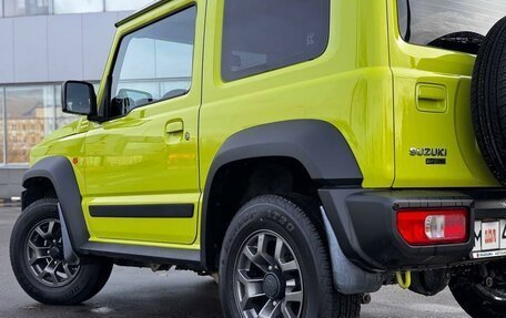 Suzuki Jimny, 2021 год, 2 990 000 рублей, 21 фотография