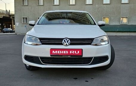 Volkswagen Jetta VI, 2013 год, 1 550 000 рублей, 1 фотография