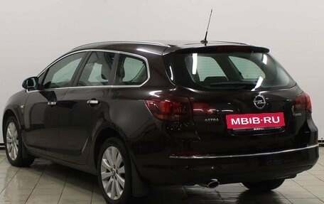 Opel Astra J, 2013 год, 769 900 рублей, 5 фотография