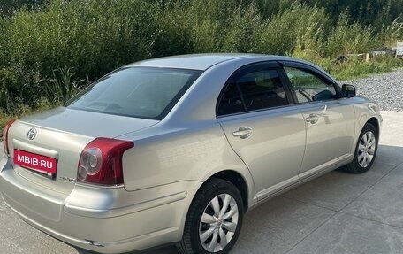 Toyota Avensis III рестайлинг, 2007 год, 860 000 рублей, 4 фотография