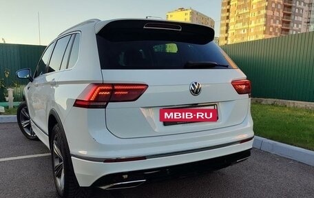 Volkswagen Tiguan II, 2018 год, 3 540 000 рублей, 6 фотография