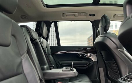 Volvo XC90 II рестайлинг, 2019 год, 3 190 000 рублей, 26 фотография