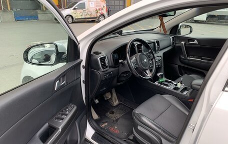 KIA Sportage IV рестайлинг, 2018 год, 2 200 000 рублей, 6 фотография