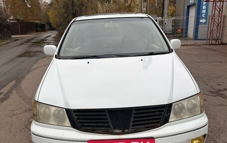 Nissan Presage I, 1998 год, 335 000 рублей, 3 фотография