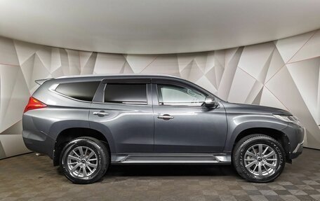 Mitsubishi Pajero Sport III рестайлинг, 2019 год, 3 939 700 рублей, 6 фотография