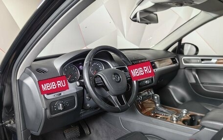 Volkswagen Touareg III, 2010 год, 2 097 000 рублей, 14 фотография