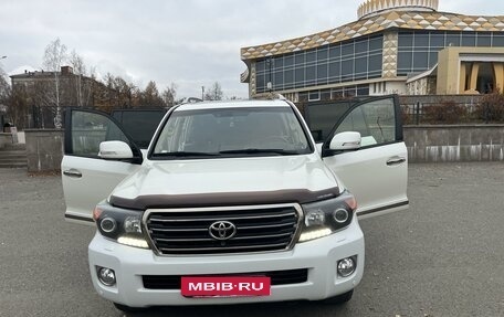 Toyota Land Cruiser 200, 2014 год, 4 960 000 рублей, 1 фотография